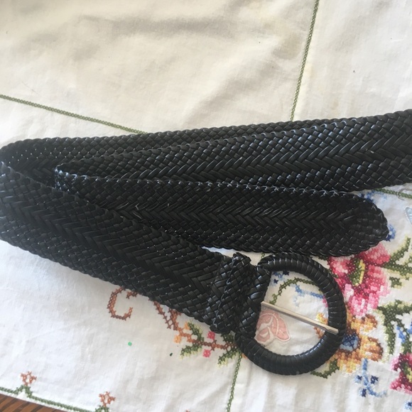 Braided faux Leather Belt - Picture 2 of 5